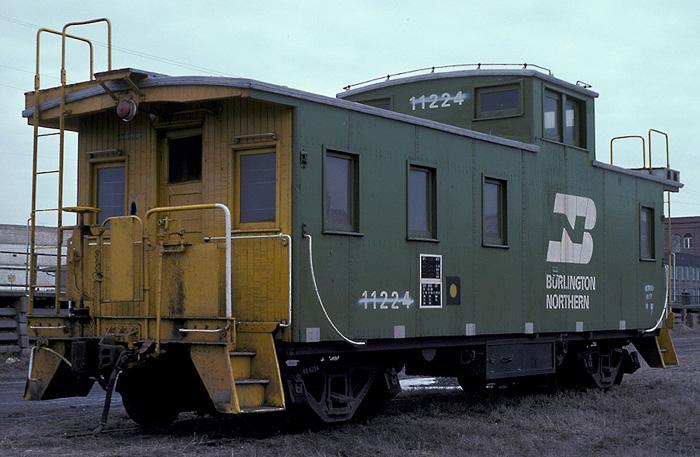 BN 11224 - CABOOSE.jpg